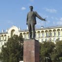 Памятник Маяковскому.jpeg