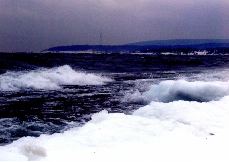 Файл:Зима 2008 Байкал.jpg