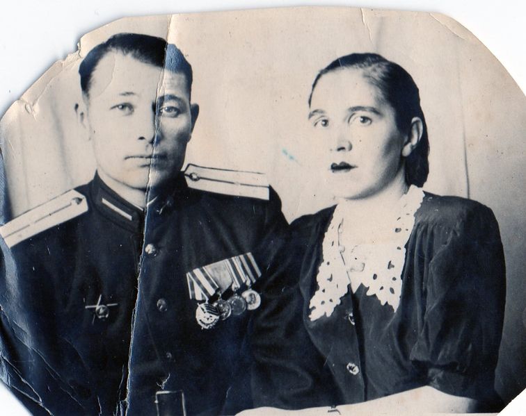 Файл:С женой 1949.jpg