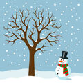 Снеговик у дерева.jpg